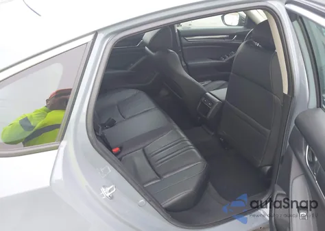 2021 Honda Accord Sport Special Edition z USA, uszkodzony, nr VIN 1HGCV1F45MA042082